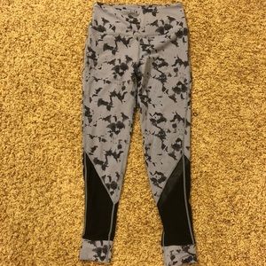 Mono B yoga pants